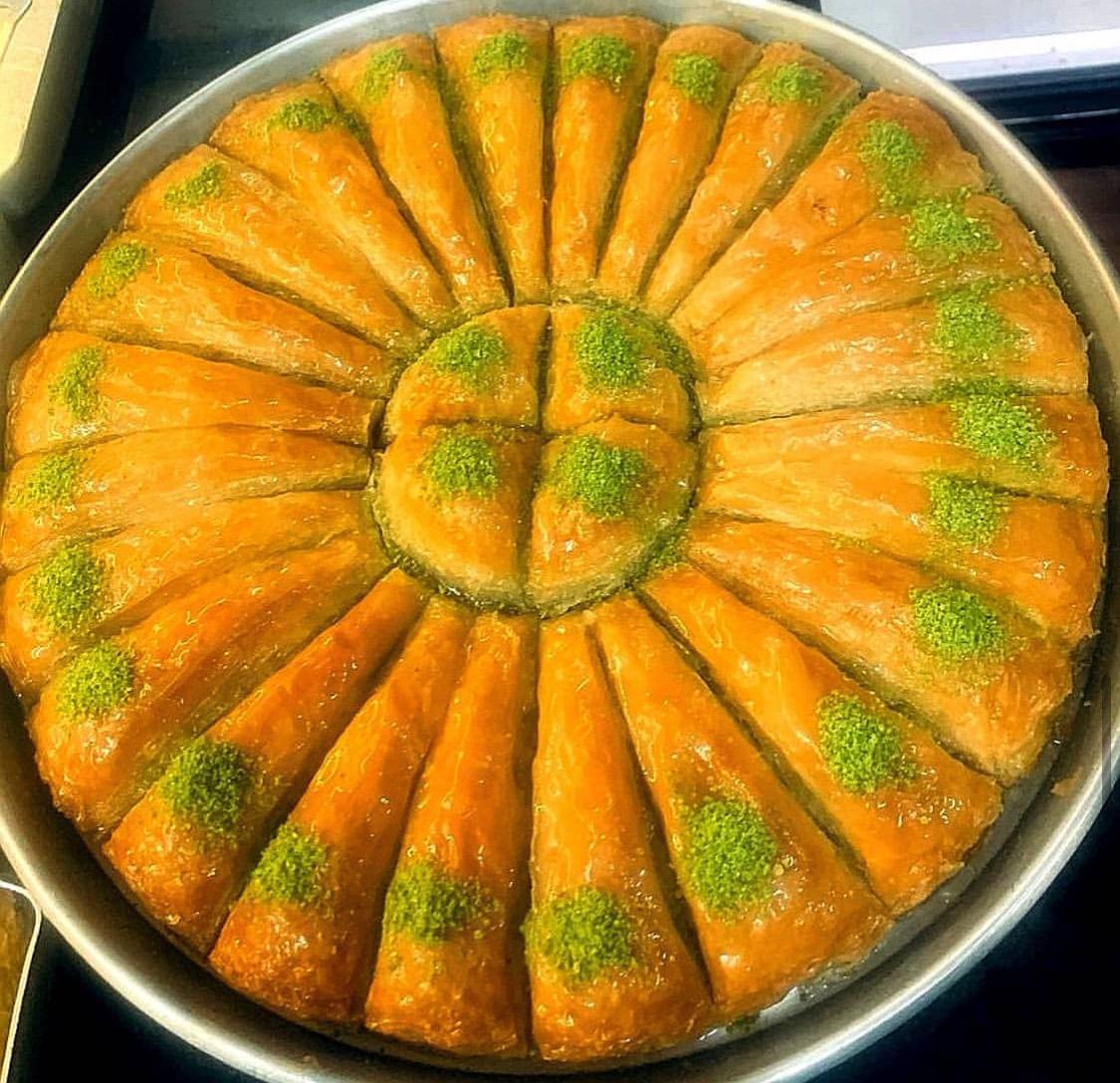 HAVUÇ DİLİMİ CARROT CUT BAKLAVA