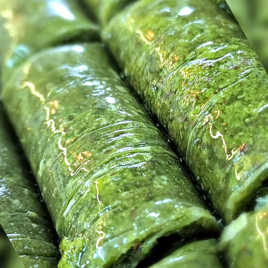 ピスタチオロール Fıstık Sarma (Pistachio Roll)